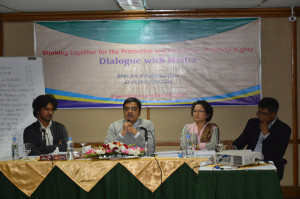 Risks and Challenges faced by the journalists